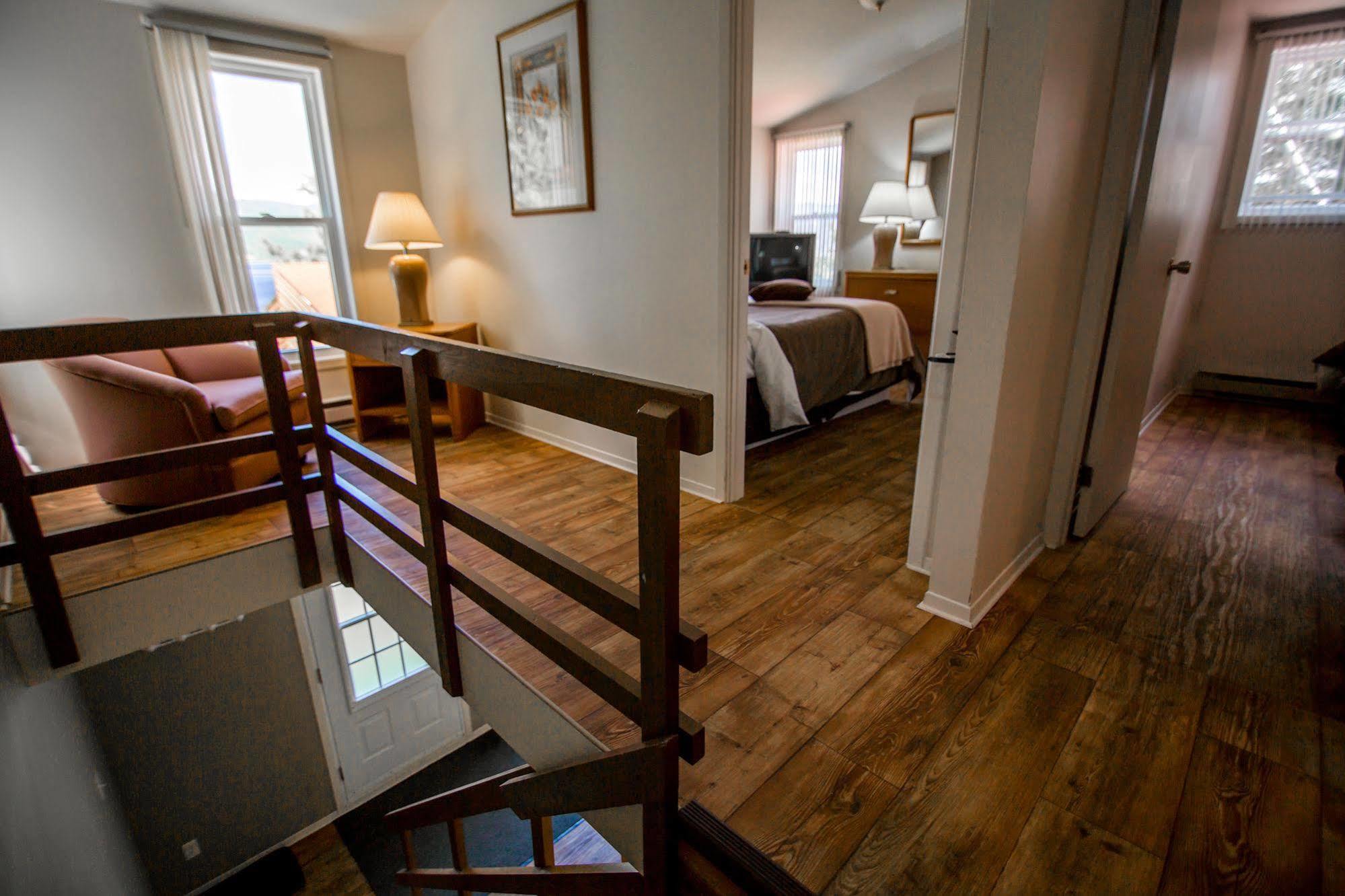 Chalets Condos Sur Le Fjord LʼAnse-Saint-Jean Kültér fotó
